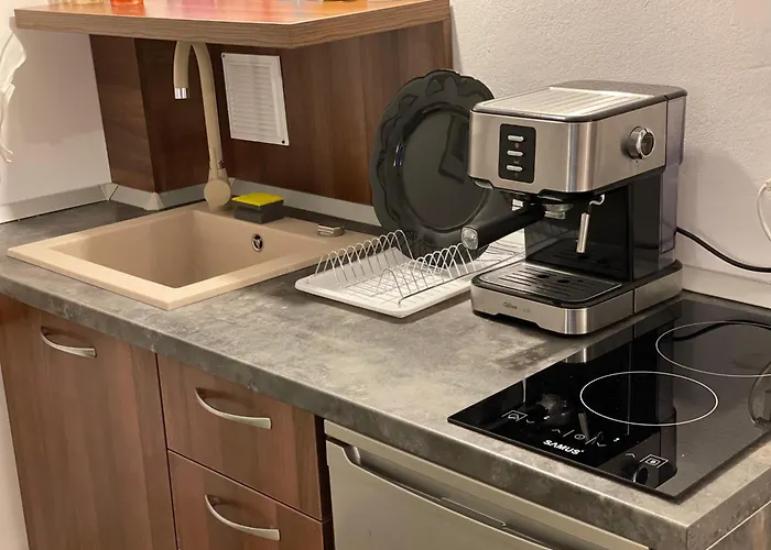 Central Home 公寓 *